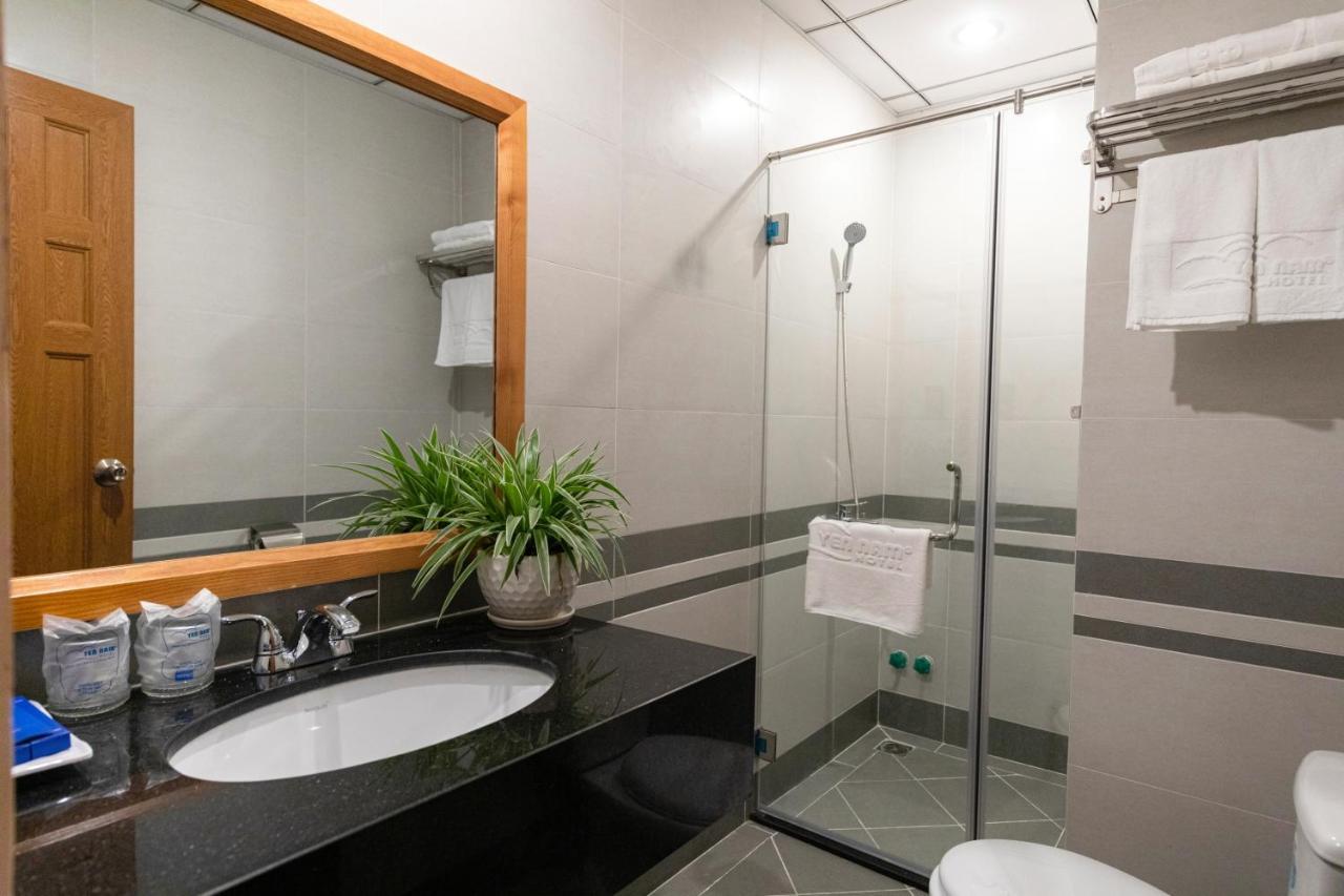 Yen Nam Hotel Hoang Van Thu Ho-Chi-Minh-Stadt Zimmer foto